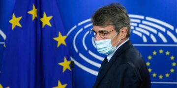 Shtrohet në spital me pneumoni presidenti i Parlamentit Europian