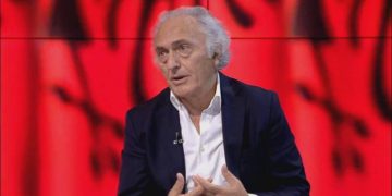 Frrok Çupi: Berisha po pret shkarkimin e Metës që të marrin frerët e opozitës dhe fillojnë trazirat, po ecin me projekt të përbashkët