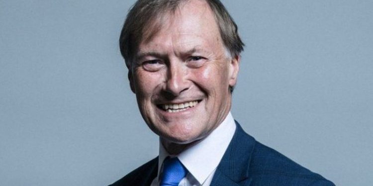 Zbardhen të tjera detaje! E sulmuan me thikë, ndërron jetë deputeti i njohur, arrestohet autori