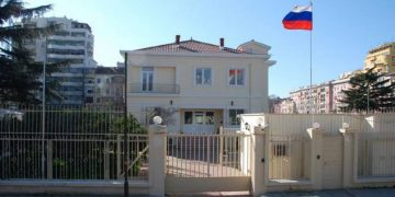 Vdekja e  turistëve në Qerret, vjen reagimi i Ambasadës Ruse: Po hetohen rrethanat e ngjarjes. Do të ketë riatdhesim të trupave në vendlindje