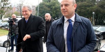 Vetingu në politikë vë në alarm dyshen Meta-Berisha, hidhen në sulm dhëndri Malltezi, besnikët dhe vasalët e presidentit kundër propozimit për pastrimin e të korruptuarve