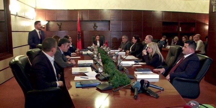 ISP kritika për emërimet në Gjykatën e Lartë: Po mbahet peng Kushtetuesja, KLGJ nuk po ndjek të njëjtat standarde me kandidatët
