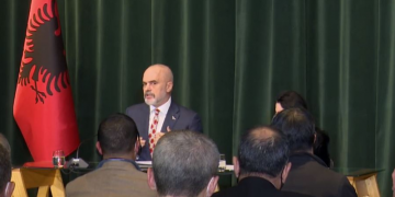 “Ky është një ofendim i madh”! Kryeministri  del me paralajmërimin e fortë: Me ndihmë e donatorëve do skanojmë…