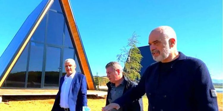 “Nuk është Zvicra”! Rama publikon videon dhe ka një mesazh: Jemi në…