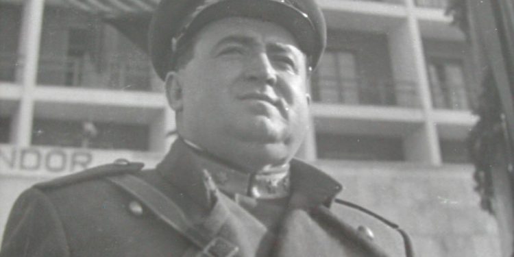 I biri i Koçi Xoxes, tregon historinë e panjohur të babait dhe raportet me Enverin: Para pushkatimit shkuam e gjithë familja në burg dhe e kur po ndaheshim ai na tha…