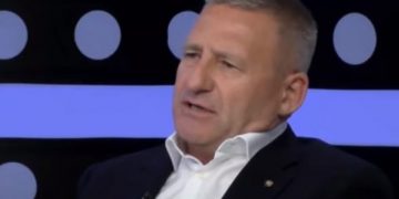 Perla e fundit e filozofit Nard Ndoka: Berisha “non grata”?! Nuk i prish punë, se e ka vizituar disa herë SHBA-në