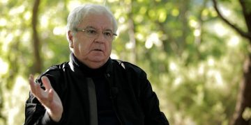 Spartak Ngjela: Berisha del nëpër popull se ka frikë nga gjyqësori. Drejtësia nuk bëhet me 6-mujorët e Saliut, Enver Hoxha i solli nga Rusia