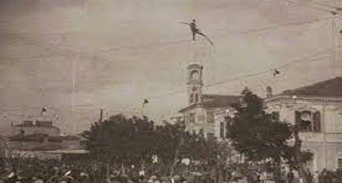 Ali Xhixha, mjeshtri i cirkut dhe i akrobacisë, nderohet me titullin “Nderi i Kombit” pas vdekjes