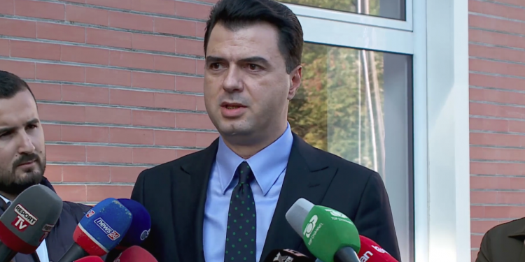 Basha zbulon se do të dorëzoj 3 amendamente në Kuvend: Vetting politikanëve dhe krerëve të shtetit