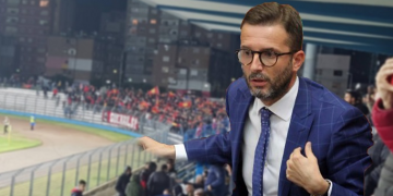 Erion Braçe: Çfarë morali ka t’u kërkosh certifikatë vaksinimi studentëve dhe të mbushësh stadiumin plotë?
