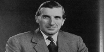 Miliarderi britanik i biskotave, i vetmi që bisedonte me diktatorin Enver Hoxha