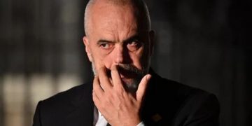 Çudira në parlament, Rama: Vitin që vjen do të çojmë në orbitë dy satelitë, “Albania 1” dhe “Albania 2”