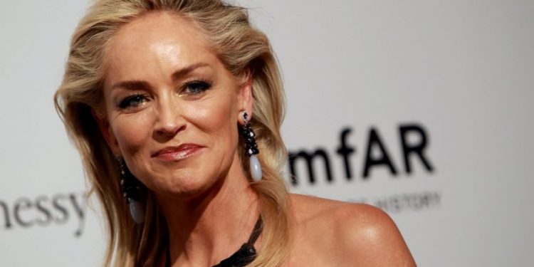 Historia e trishtë e Sharon Stone. Kjo është arsyeja pse ajo u zhduk nga skena në kulmin e karrierës