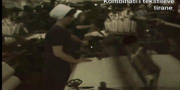 “NONA’ ime është heroinë! Me tre turne, me 5 fëmijë, larje, shpëlarje, gatim, pastrim…
