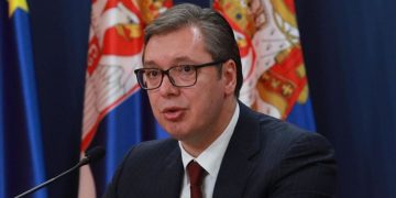 Vuçiç akuzon Britaninë e Madhe për aksionin në veri të Kosovës