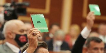 Braçe kundër paketës së re fiskale: S’do jepja kurrë votën pro! Sot dorëzova 4 propozime për ta ndryshuar