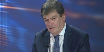 Bamir Topi: Mënyra e deklarimit për Kuvendin Kombëtar e nxjerr Berishën shumë keq, “Foltorja” është një komunikim nga halli