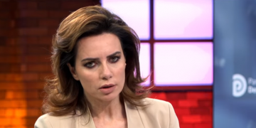 Nxehet situata brenda selisë blu! Deputeti i PD-së i përgjigjet ‘flakë për flakë’ Grida Dumës dhe nxjerr prapaskenat: Ti mikja ime më kujton historinë e atij fakirit që i vodhën lopën!