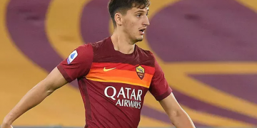 Përplasjet me Murinjon e çojnë Kumbullën tek Sevilja, Bare në sezonin më të mirë tek Espanjoli