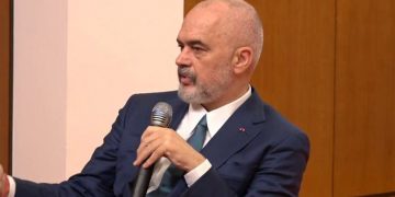 “Në luftë po, o kështu si them unë ndryshe s’ka, merr pushkën o ti ose ai”! Rama thumbon Albin Kurtin: Unë nuk kam degë PS në Kosovë! Jam gati të pranoj damkën “tradhëtar” nëse…