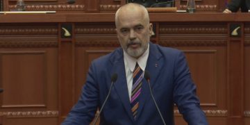 Rama tallet me Salianjin dhe mbron ministren për Akademin e Çobanëve: Ja çfarë është realisht sipas tij