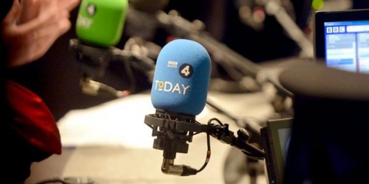 “Ikni nga ndërtesa”! Ngrihet alarmi në zyrat e BBC-së: Ndërpritet menjëherë transmetimi