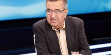 Fatos Klosi paralajmëron për Sali Berishën: Do dalë në rrugë, me molotov