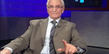 “Plani i goditjes së jugut në ’97 nga banda Berisha-Gazidede ishte i llahtarshëm”! Ish-ministri i Mbrojtjes: Ishin listat e njerëzve që do asgjësoheshin në këto qytete…