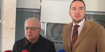 Spaho përplaset me Salianjin: Mitraloz pa fishekë, mirupafshim më 11 Dhjetor