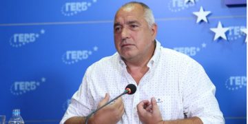 Një model i kundërt me Berishën: Ish-kryeministri bullgar, heq dorë edhe nga mandati i deputetit