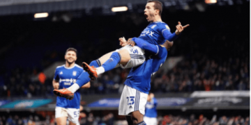 Gol me “panenka”, Bersant Celina shënon kryeveprën e javës, as kundërshtarëve nuk i besohet ‘perla’ e shqiptarit nga Prizreni (Video)