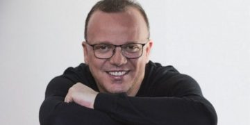 Këngëtari i njohur italian rrezikon 4 vjet burg për evazion fiskal. Dënimi më 9 nëntor