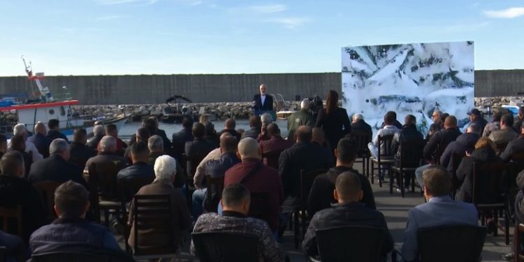 “Vijnë nga Turqia dhe Egjipti për të punuar këtu”! Rama: Paga më e ulët në peshkim 800 mijë lekë, këta me diploma Kristali pretendojnë…