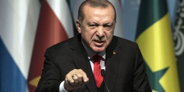 “Na goditët lirën, tani do përgjigjemi”! Erdogan paralajmëron luftë: Ne do të dalim fitimtarë
