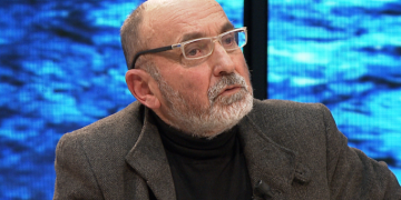 Sulm ndaj ambasadores dhe politikës amerikane ne Shqipëri, apo e ka lënë burgu me pasoja?! Fatos Lubonja bëmat e Berishës i quan “shërbim ndaj demokracisë”!