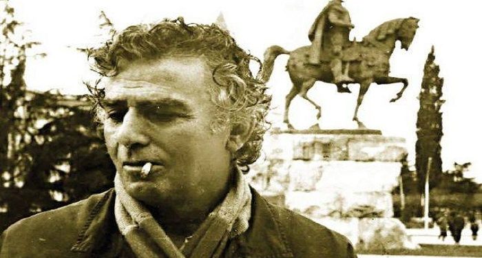 “Gruaja shqiptare sa është e re ka frikë nga babai; kur martohet ka frikë nga burri; e kur plaket ka frikë nga djali”!