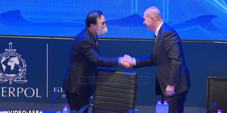 Replika ndaj kandidatit për kreun e Interpol që akuzohet për tortura