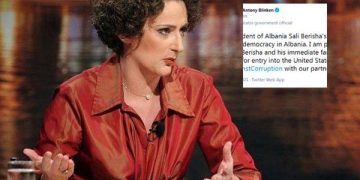 Profesoresha “non grata” për krime ekonomike e pengim drejtësie, jep leksione jurisprudence në Fakultetin Juridik