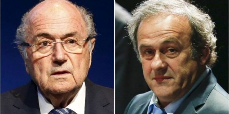 Blatter akuzohet se i ka dhënë 2 milionë dollarë Platinisë, paditen të dy për mashtrim