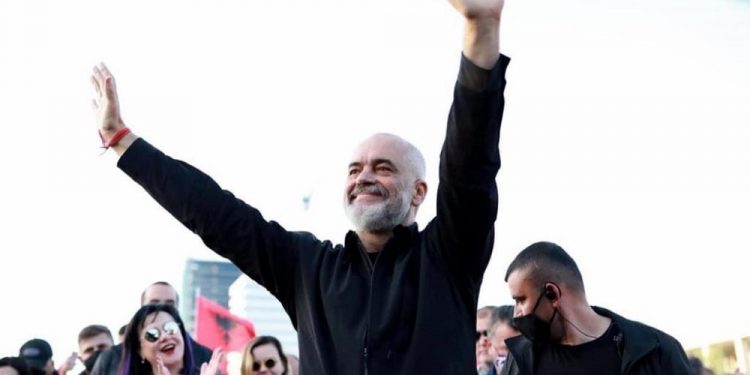 Kryeministri Rama jep lajmin emocionues: Shqipëria në serialin e famshëm holandez!