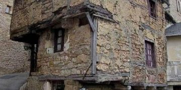 Shtëpia më e vjetër në Francë e ndërtuar në vitin 1315