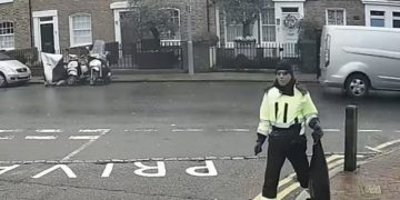 VIDEO/ Autori me maskë si e Admir Muratajt: Si u vra “mbreti” shqiptar i kokainës në Londër?!