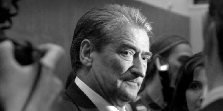 “Merreni, kapeni, e dua me vete”! Frrok Çupi flet për ngjarjen e bujshme në Tropojë, tregon planin e errët të ish-kreut demokrat: I zoti i foltores “u çmend”