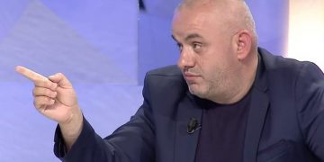Gazetari publikoi foton që theu rrjetin, Artan Hoxha mbetet i befasuar: Hera e parë që e dëgjoj