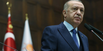 Atentat në takimin e Erdogan?! Mediat turke publikojnë pamjet: Lënda shpërthyese ishte vendosur nën makinën e policisë