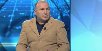 Azgan Haklaj zbardh prapaskenat e forta: Berisha po përgatitet të sulmojë selitë e PD dhe PS më 12 dhjetor me “Arkanin” Flamur Noka