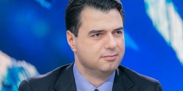 Çfarë i thanë amerikanët në takim për shpalljen non grata të Berishës? Ja si përgjigjet Basha: Ju tregoj të vetmen gjë që ka pasur në dorë PD