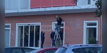 Basha mbledh sot Këshillin dhe rrit sigurinë në PD pas thyerjes së derës, Berisha vijon kërcënimet për të marrë me dhunë selinë