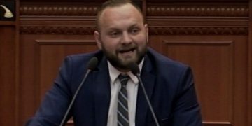 Halit Valteri flet me emra: As Berisha dhe as Basha! Ja kush e meriton të jetë në krye të demokratëve