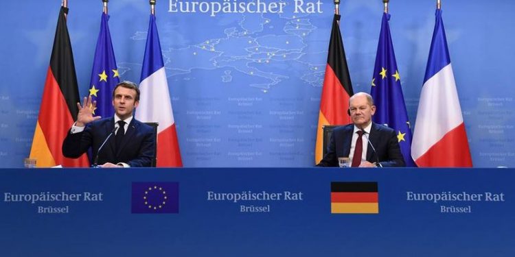 Duhet të jetojë me hijen e madhe të Merkelit! A ka diçka tjetër mbi tavolinë?! DW analizon paraqitjet e para publike të kancelarit Scholz, zbardhet çfarë fshihet pas formulimeve të paqarta